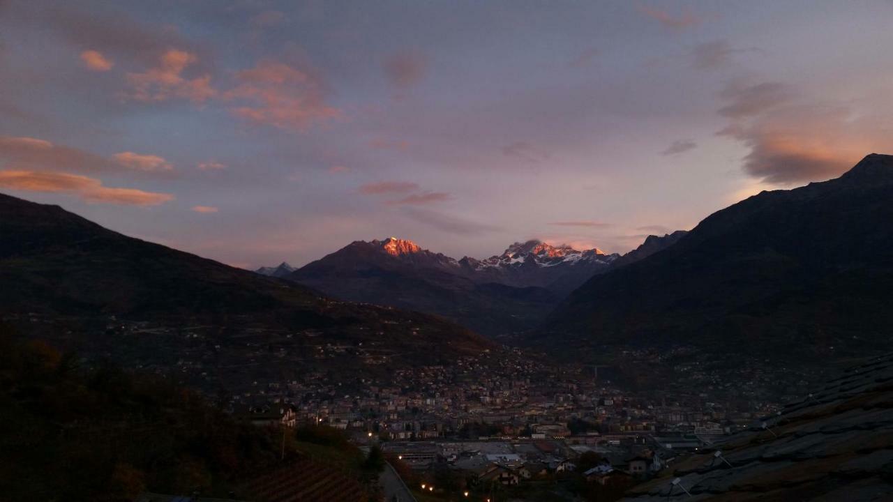 Maison Grivon Appartamento Becca Di Nona Aosta Exteriör bild